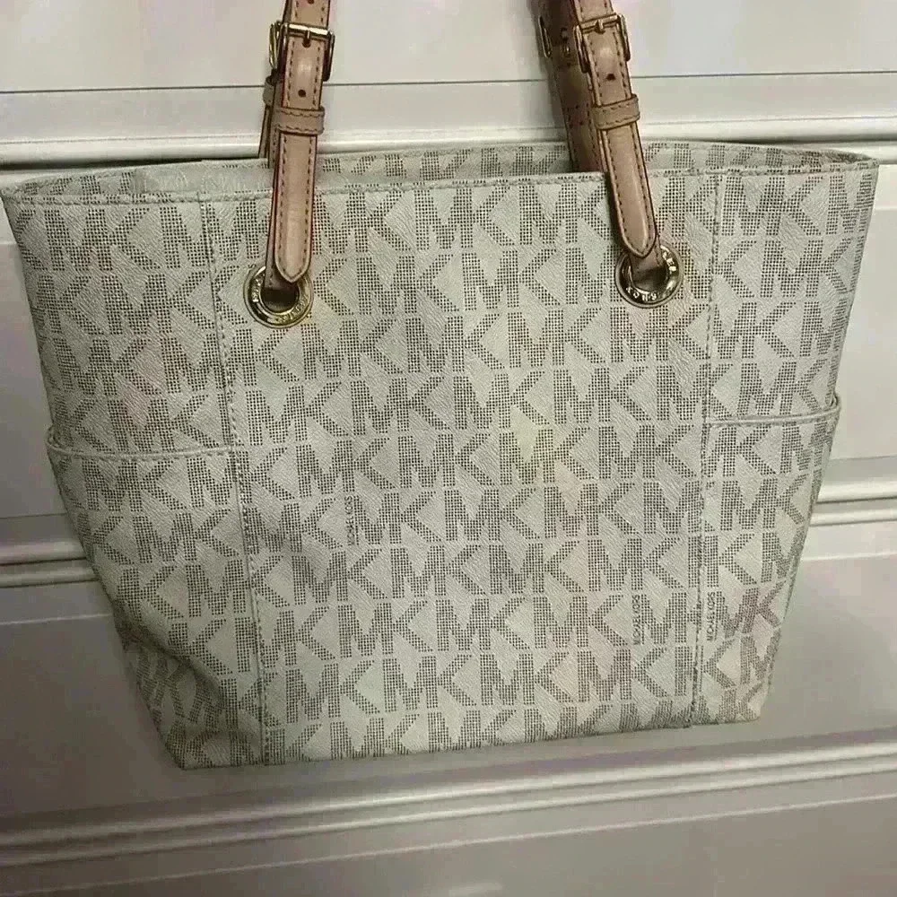 Michael Kors Tote